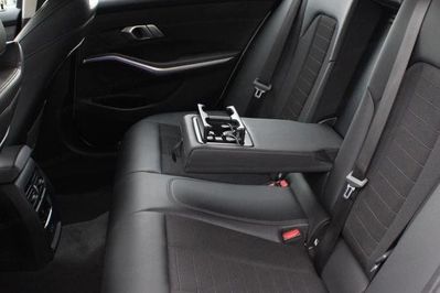 BMW Seria 3 320d xDrive Sport Line aut