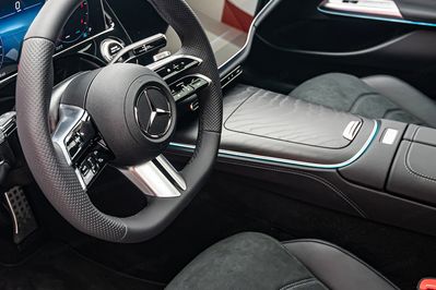 Mercedes Klasa E 200 4-Matic AMG