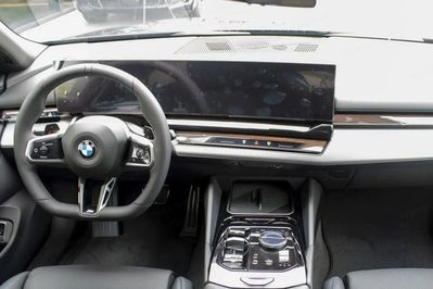BMW Seria 5 Touring 520i M Sport