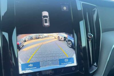 Volvo XC60 B5 B AWD Plus Dark aut