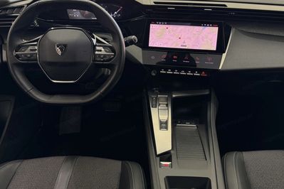 Peugeot 308 1.5 BlueHDi Allure S&S EAT8