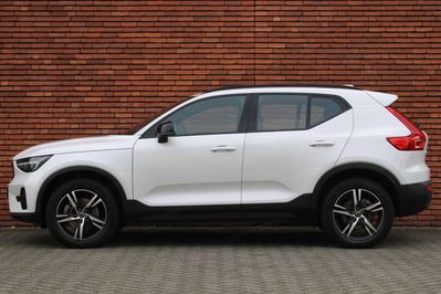 Volvo XC40 B3 Plus Dark