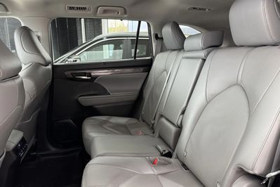 Toyota Highlander 2.5 Hybrid Prestige 4x4