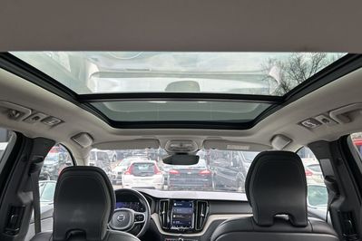 Volvo XC60 T6 Plug-In Hybrid AWD Inscription aut