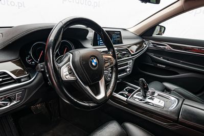 BMW Seria 7 750Li xDrive