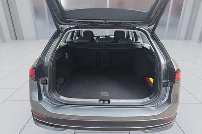 Volkswagen Passat 1.5 TSI  DSG