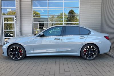 BMW Seria 3 330d xDrive M Sport