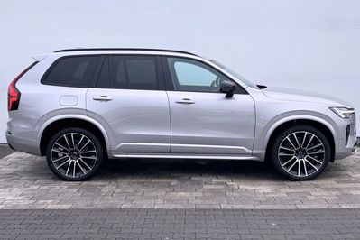 Volvo XC90 T8 AWD Plug-In Hybrid Ultra Dark 7os
