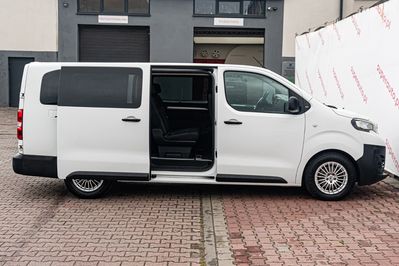 Peugeot Traveller Long L2H1 Business