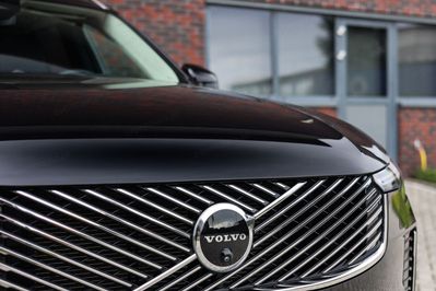Volvo XC90 B5 AWD Ultra Bright