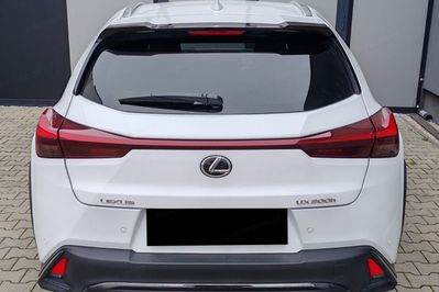 Lexus UX 300h F Sport Design 2.0 Hybrid Dynamic Force