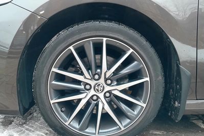 Toyota Camry 2.5 Hybrid Prestige