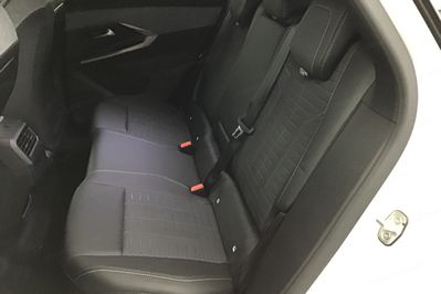 Peugeot 3008 GT 1.2 mHEV e-DCS6