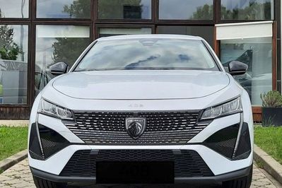 Peugeot 408 Allure e-DCS 1.2 mHEV