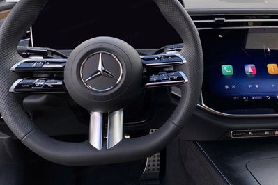 Mercedes Klasa E 200 4-Matic AMG