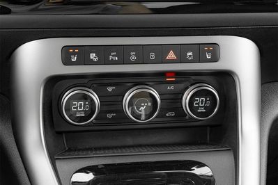 Mercedes T klasa T180d Progressive AT