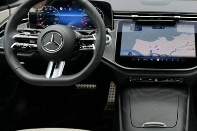 Mercedes Klasa E 220 d 4-Matic AMG