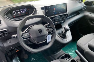 Peugeot Partner Van L2H1 Zabudowa Brygadowa