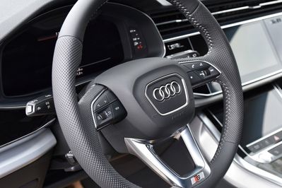 Audi Q7 50 TDI quattro S Line