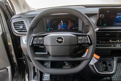 Opel Zafira Life Extra Long L2H1 Business AT8