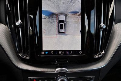 Volvo XC60 T6 Plug-In Hybrid AWD Plus Dark