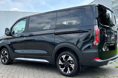 Ford Tourneo Custom 320 L1H1 Active A8 AWD