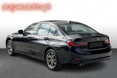 BMW Seria 3 318i Advantage