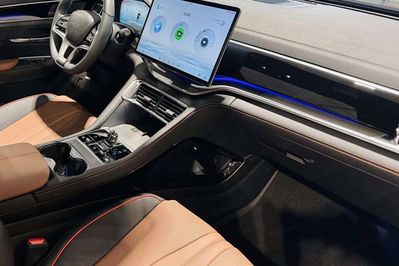 BYD Seal U DM-i 1.5T Design AWD
