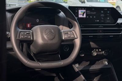 Citroen C4 e-C4 Max Extended Range 54kWh