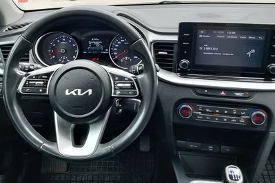 Kia Ceed 1.5 T-GDI M