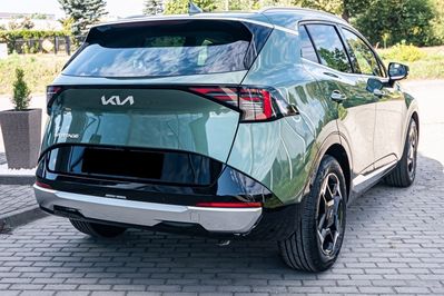 Kia Sportage 1.6 T-GDI HEV Business Line 4WD aut