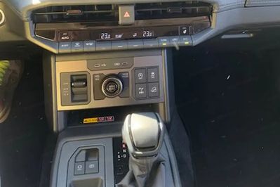 Toyota HiLux mHEV Double Cab Active 4x4 aut