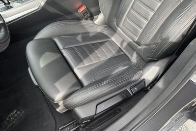 BMW Seria 3 318i