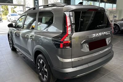 Dacia Jogger Journey 7-miejsc 1.8 Full Hybrid