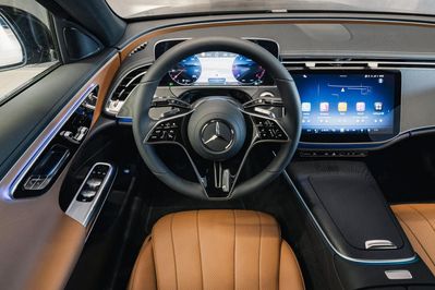 Mercedes E Klasa 200 d Mhev Avantgarde 9G-Tronic