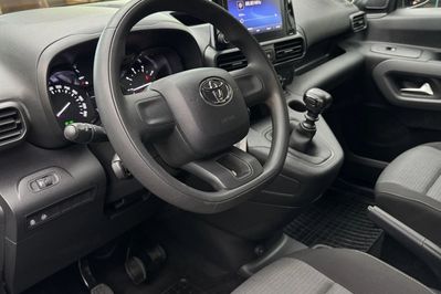 Toyota Proace City Verso 1.5 d-4D Business
