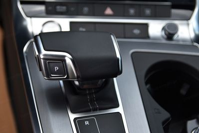 Audi A6 55 TFSI e quattro S Line