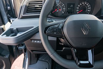 Renault Master L3 Zabudowa 10EP + Tył spanie