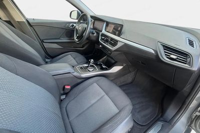 BMW Seria 1 118i Advantage