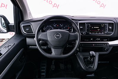 Opel Vivaro L2H1 Zabudowa Brygadowa