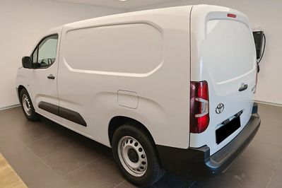 Toyota Proace City Long Active