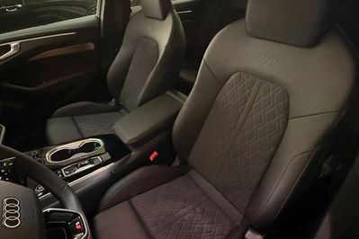 Audi A6 TDI quattro S line Avant