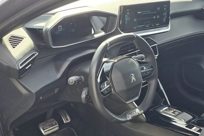 Peugeot 208 e-208 GT