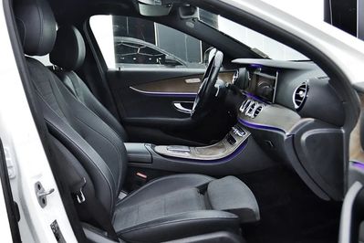 Mercedes Klasa E 300 de Avantgarde