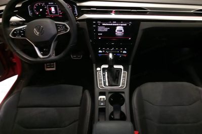 Volkswagen Arteon 2.0 TSI R-Line DSG