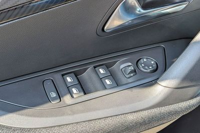Peugeot 2008 Edition S&S 1.2 Turbo