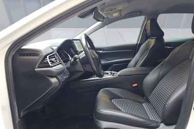 Toyota Camry 2.5 Hybrid Prestige