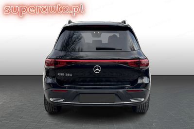 Mercedes EQB 250