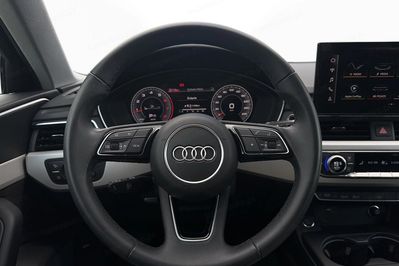 Audi A4 40 TFSI mHEV S tronic