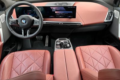 BMW iX xDrive60 111.5kWh